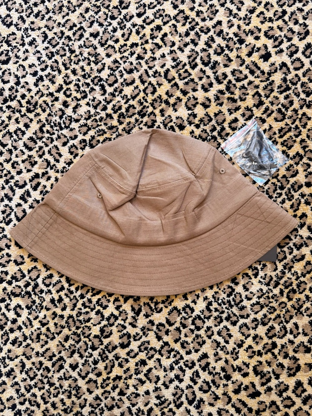 Fishing hat (NWT)